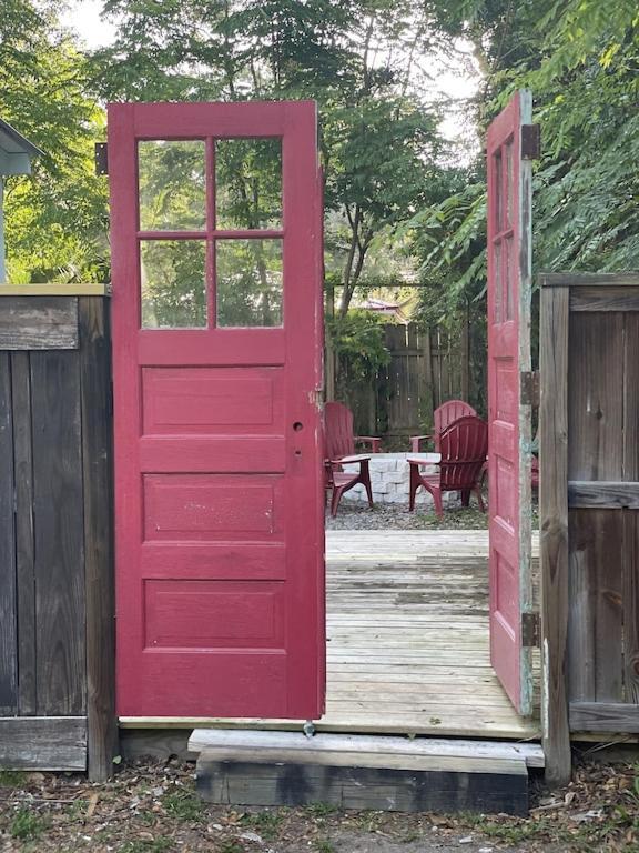 Updated Red Door Revival In Downtown Saint Augustine Exterior foto